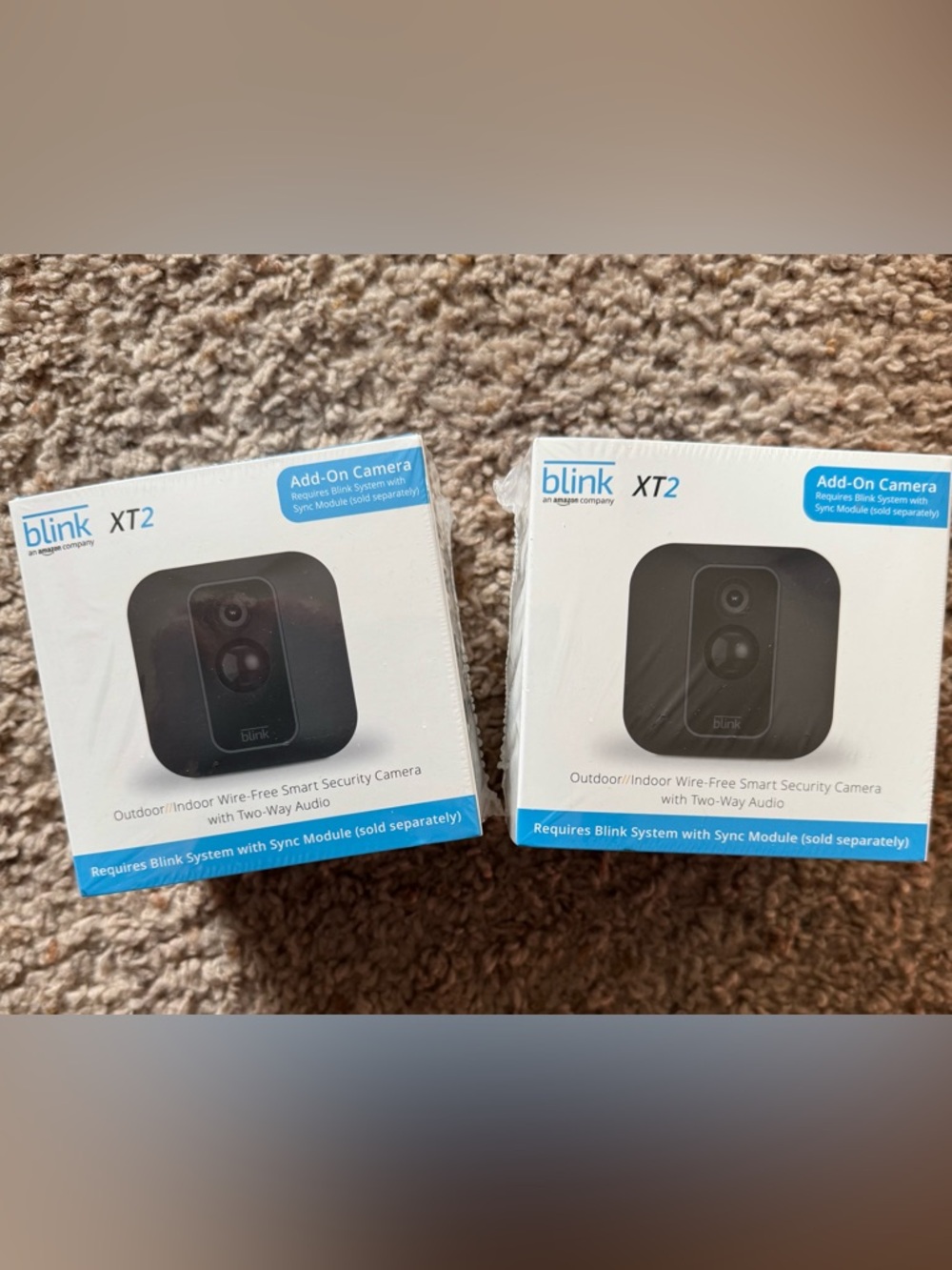 (SOLD) NEW -SET OF 2 Blink XT2 Wi-Fi 1080p Add-on Indoor/Outdoor Security Camera